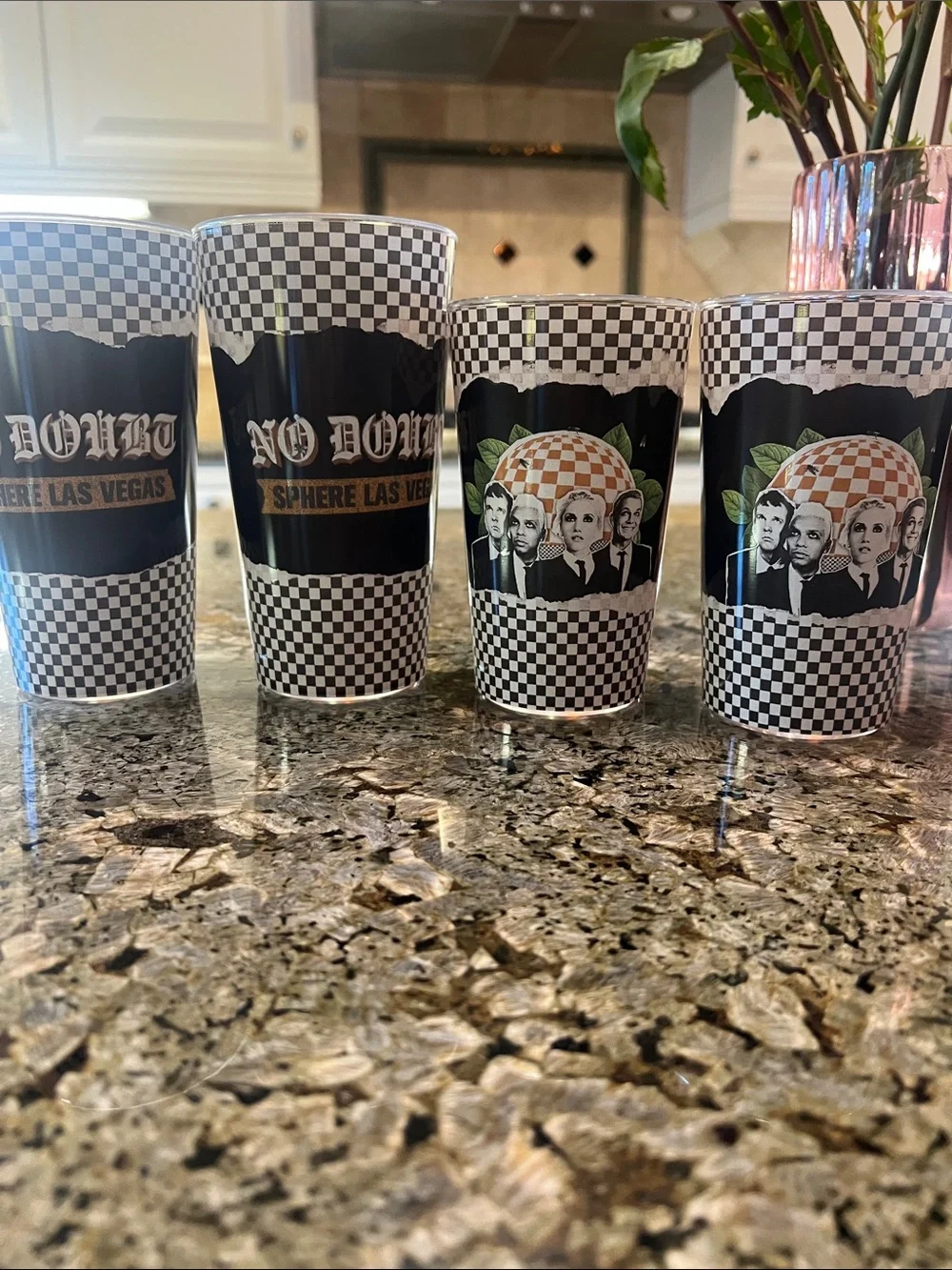 Las Vegas Black/White Check Tumbler - Set of 4 No Doubt - Picture 1 of 2